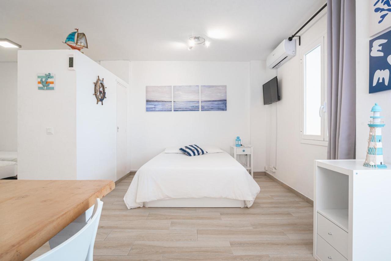 Spondylus Apartment Емпуриабрава Екстериор снимка