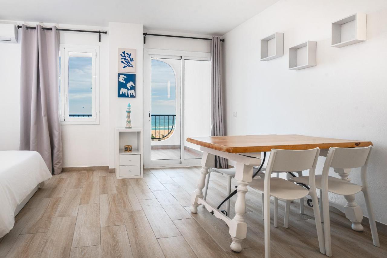 Spondylus Apartment Емпуриабрава Екстериор снимка