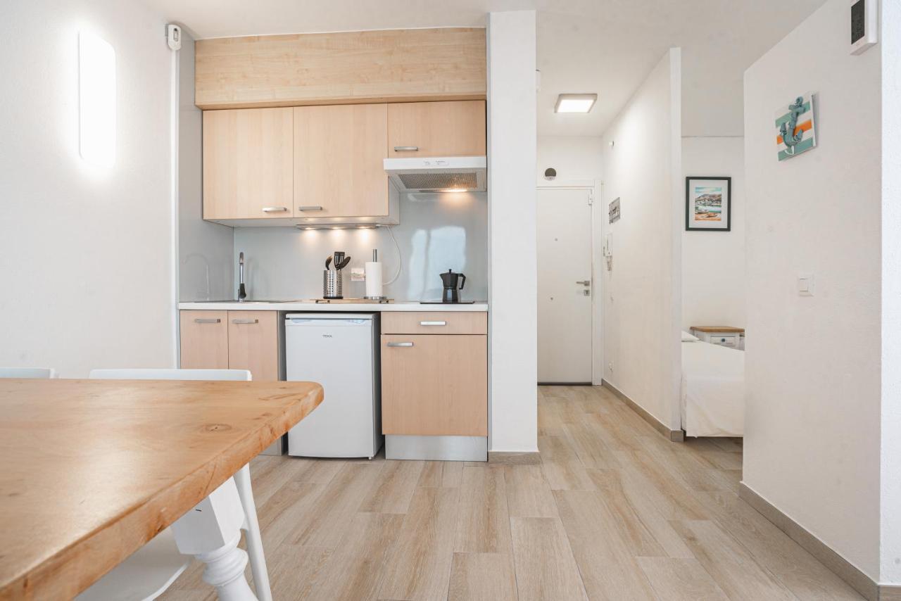 Spondylus Apartment Емпуриабрава Екстериор снимка